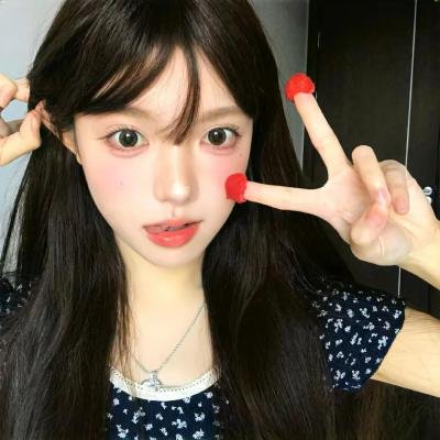 鱼跃在花见